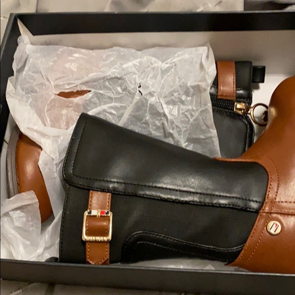 Tommy Hilfiger Tall boots